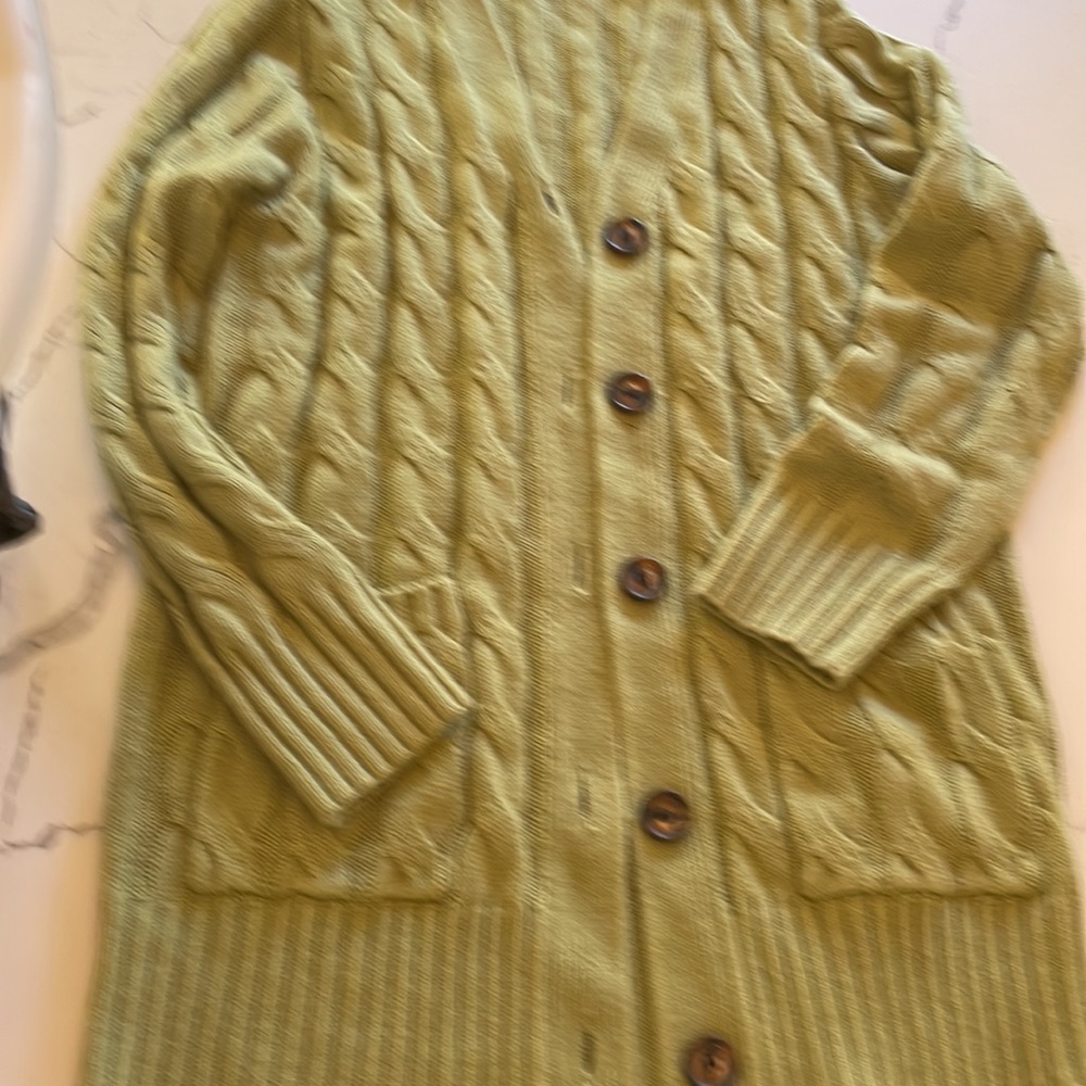 Cardigan - Picture 2 of 3